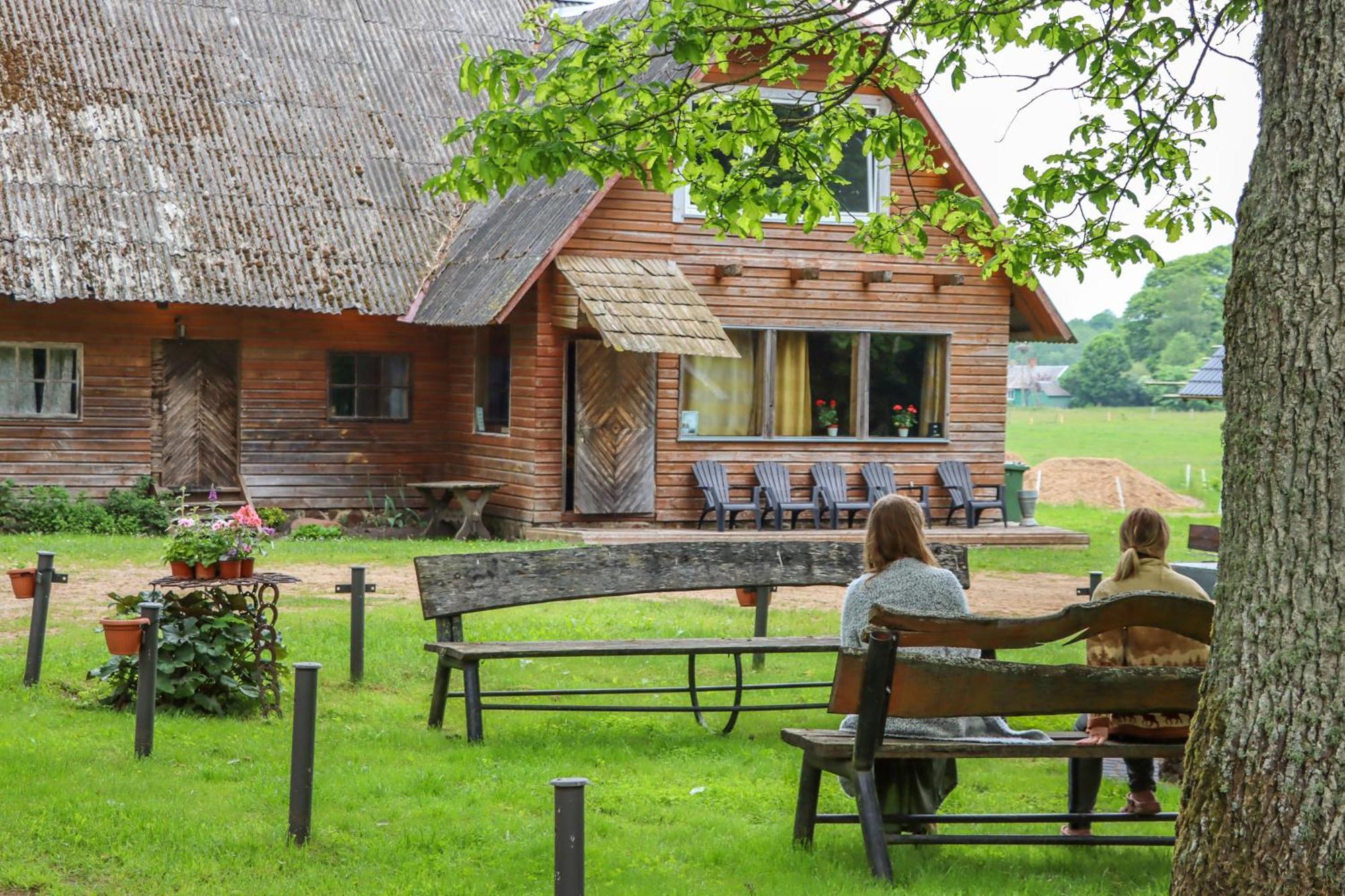 Lauku Viesu Maja Bajari Guest House Rucava Екстериор снимка