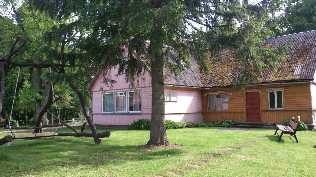 Lauku Viesu Maja Bajari Guest House Rucava Екстериор снимка